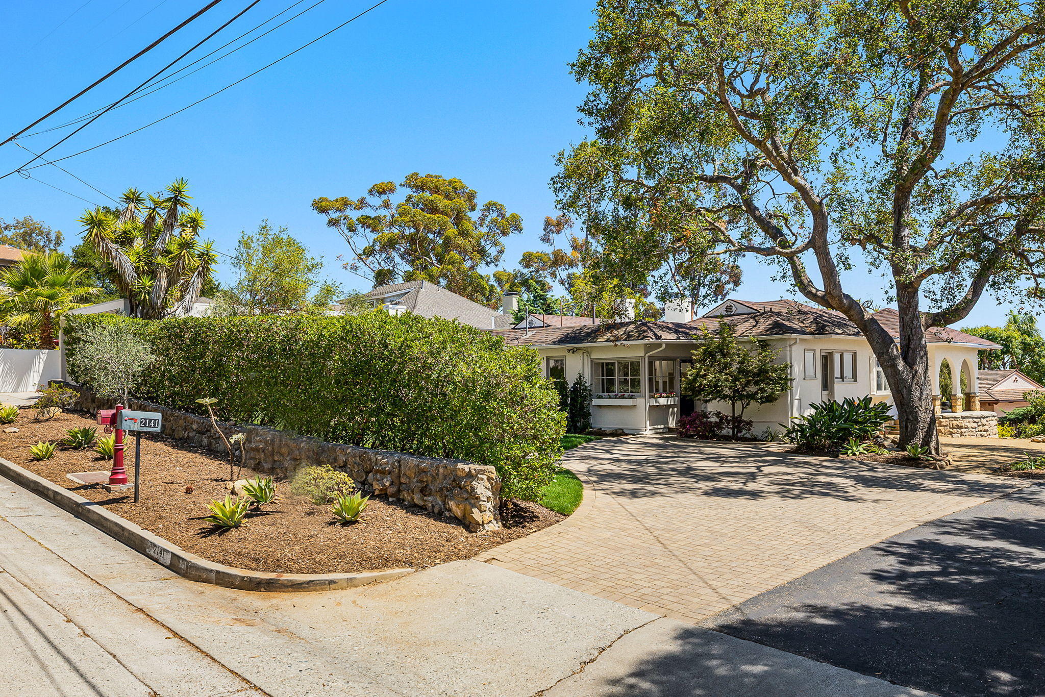 2141 Ridge Lane Santa Barbara, CA 93103 - Photo 12 of 69 3-web-or-mls-UpmarketMedia_2141Ridge-1