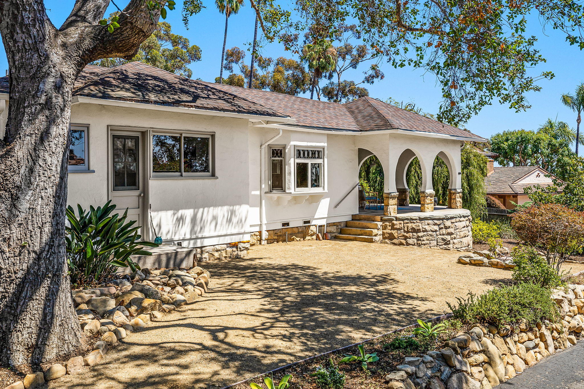 2141 Ridge Lane Santa Barbara, CA 93103 - Photo 14 of 69 5-web-or-mls-UpmarketMedia_2141Ridge-4