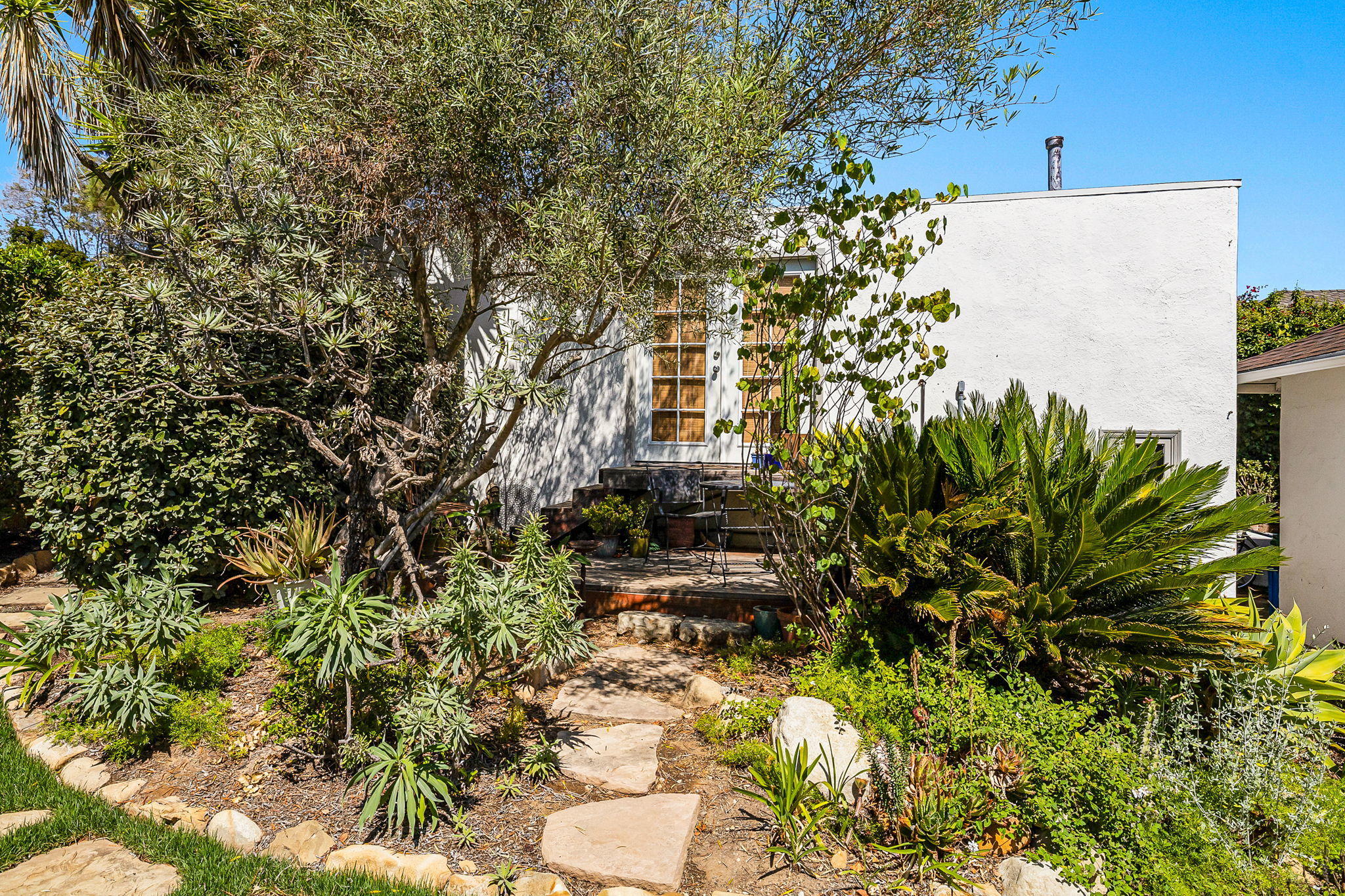 2141 Ridge Lane Santa Barbara, CA 93103 - Photo 50 of 69 47-web-or-mls-UpmarketMedia_2141Ridge-51