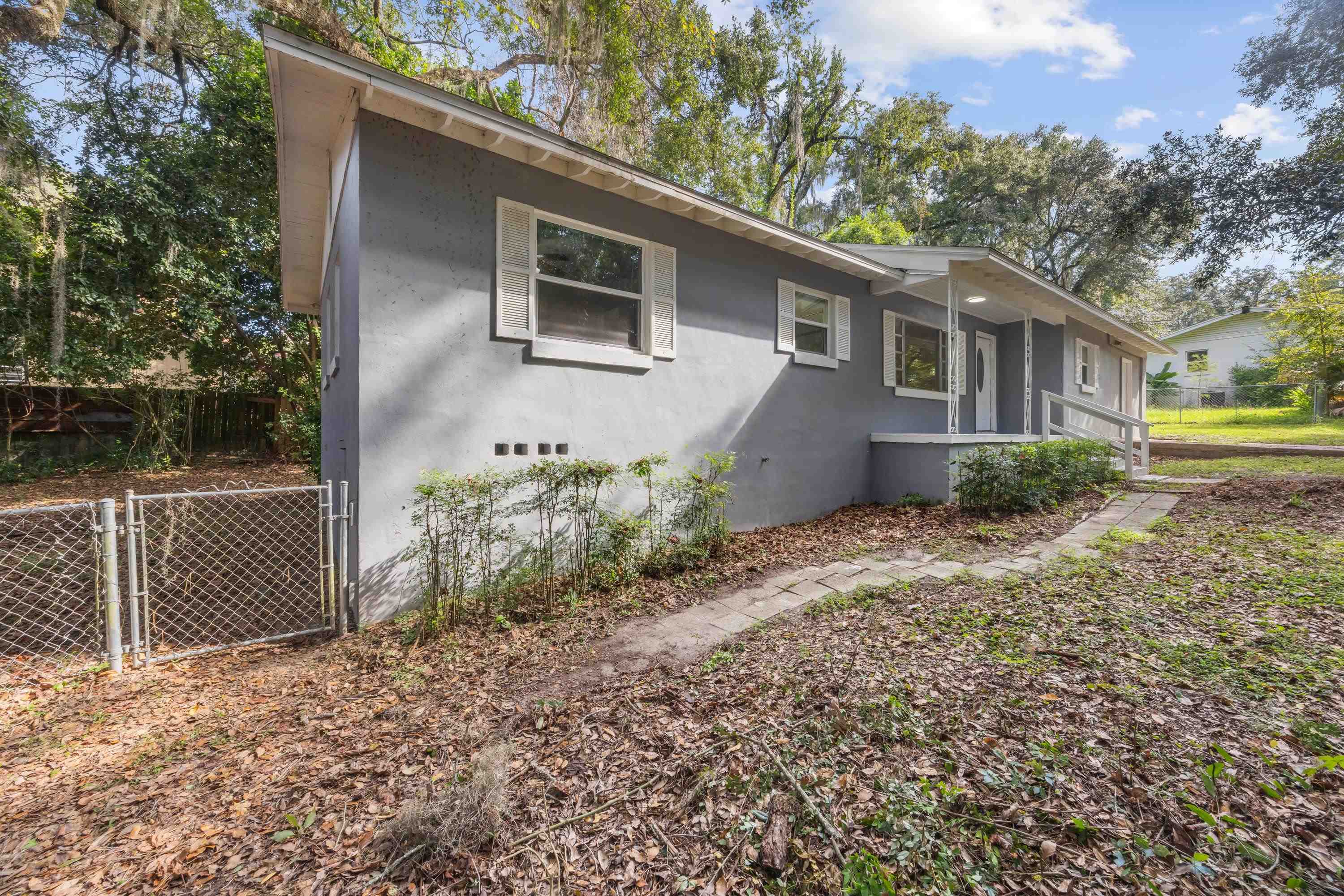 3214 Dian Road Tallahassee, FL 32304 - Photo 3 of 37 Gallery Image 3
