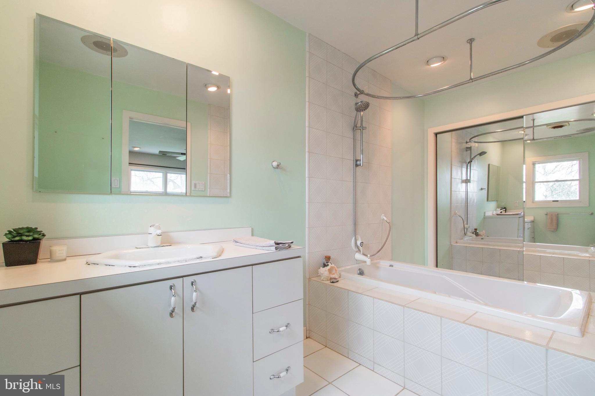 1108 Cromwell Road Glenside, PA 19038 - Photo 35 of 37