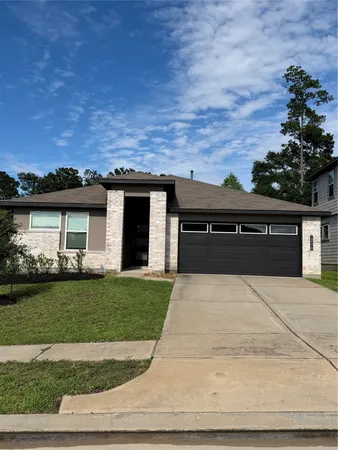 $2,550 | 12374 New River Trail, Conroe, TX 77384
