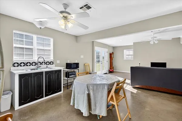 $585,000 | 1603 Vz County Road 2908, Eustace, TX 75124