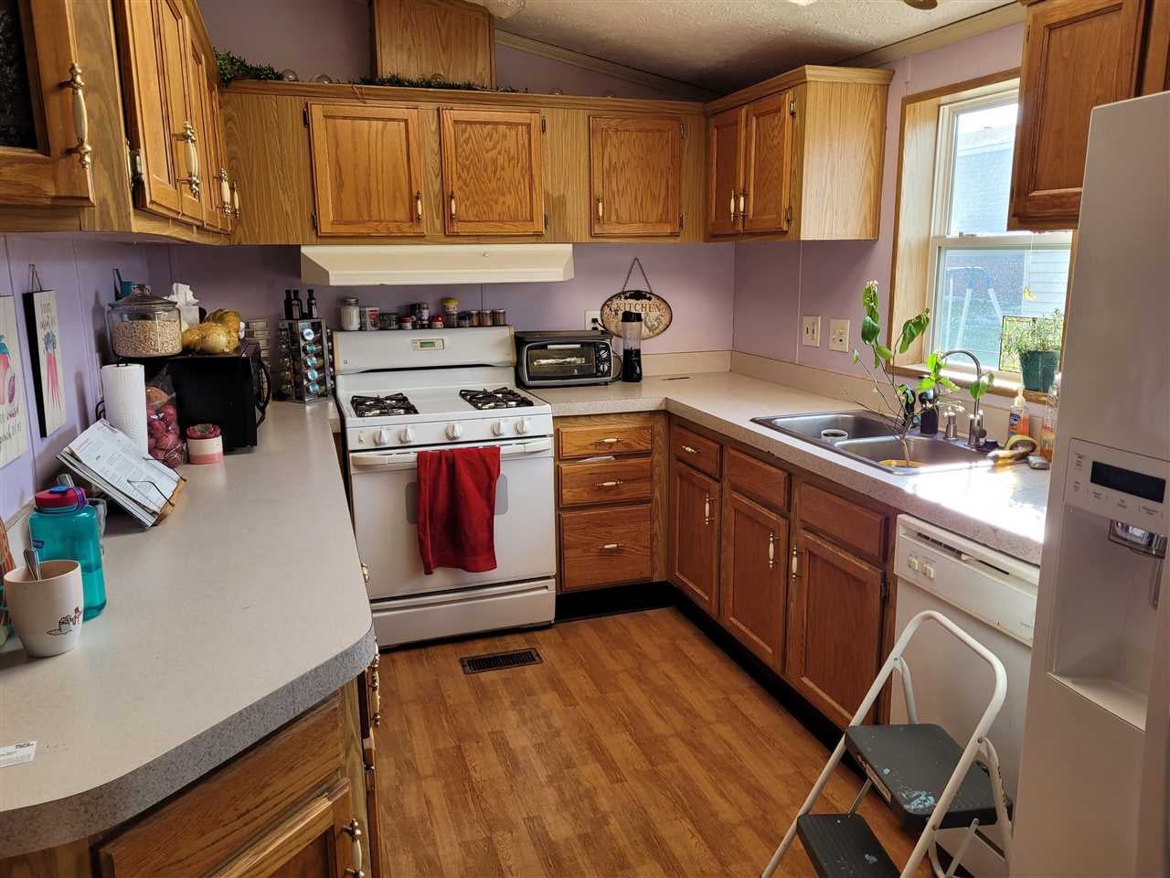 759 Bay Ridge Drive Iowa City, IA 52246 - Photo 5 of 12 Gallery Image 5