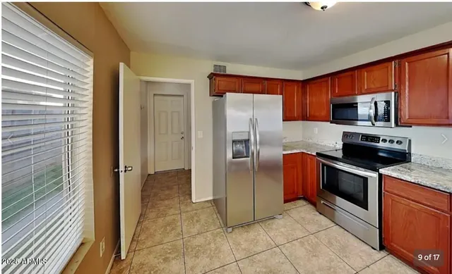 $1,645 | 7041 West Krall Street, Glendale, AZ 85303