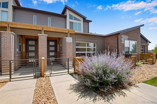 $499,800 | 19570 East Sunset Circle, Aurora, CO 80015