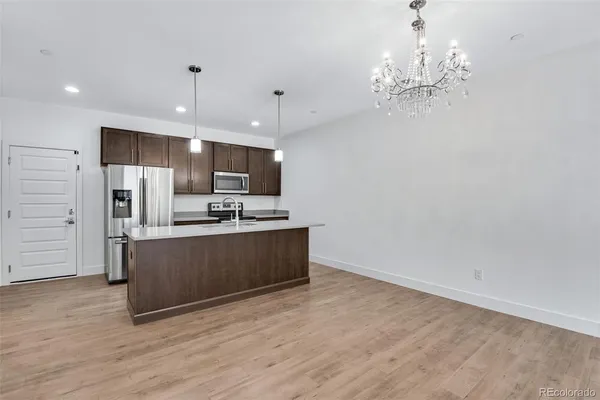 $499,800 | 19570 East Sunset Circle, Aurora, CO 80015