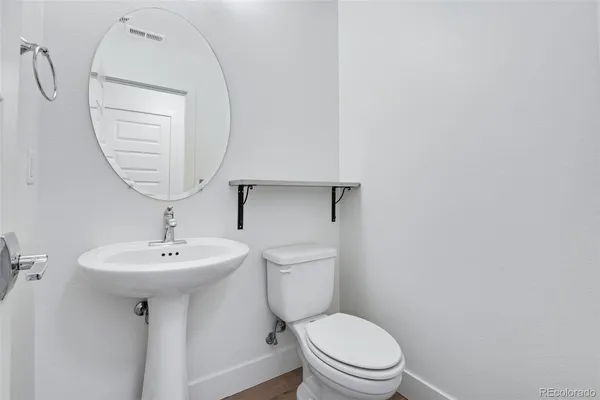 $499,800 | 19570 East Sunset Circle, Aurora, CO 80015