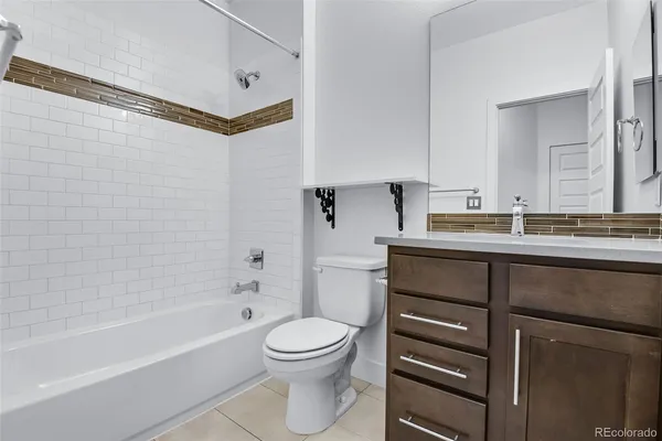 $499,800 | 19570 East Sunset Circle, Aurora, CO 80015