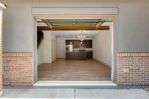 $499,800 | 19570 East Sunset Circle, Aurora, CO 80015