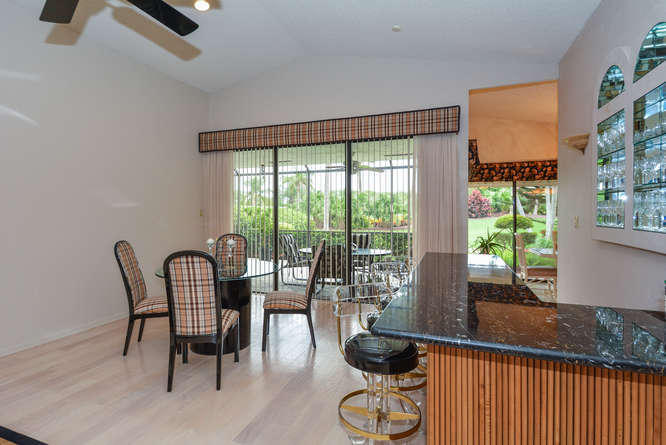 21375 Bridgeview Drive Boca Raton, FL 33428 - Photo 7 of 33 Living Room