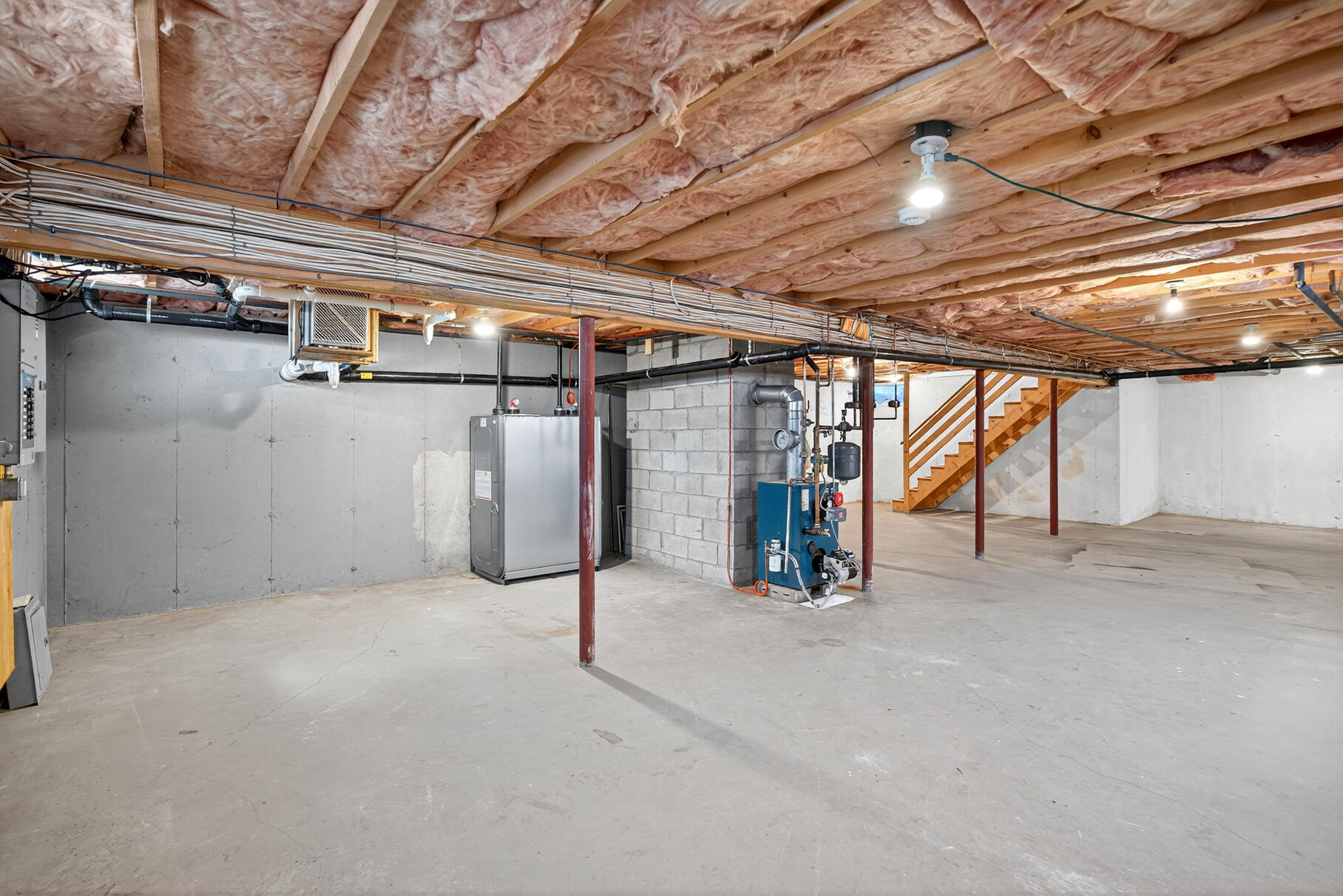 510 Hay Road Eastham, MA 02642 - Photo 26 of 34 a view of an empty room