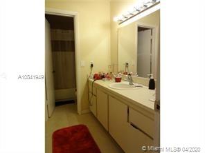 11783 Southwest 14th Street, Unit A Miami, FL 33184 - Photo 5 of 7