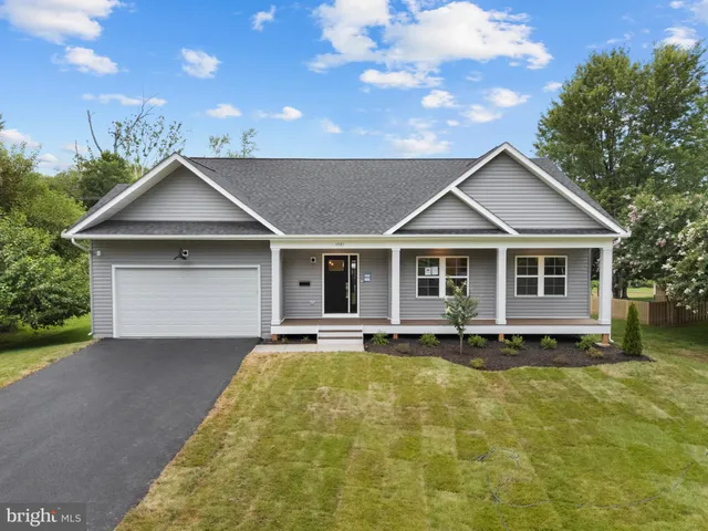 $973,240 | 2 Albrecht Lane, Warrenton, VA 20187