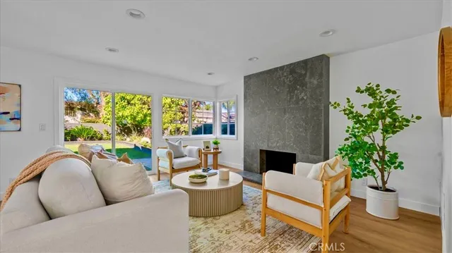 $1,580,000 | 131 South Francisco Street, Anaheim Hills, CA 92807