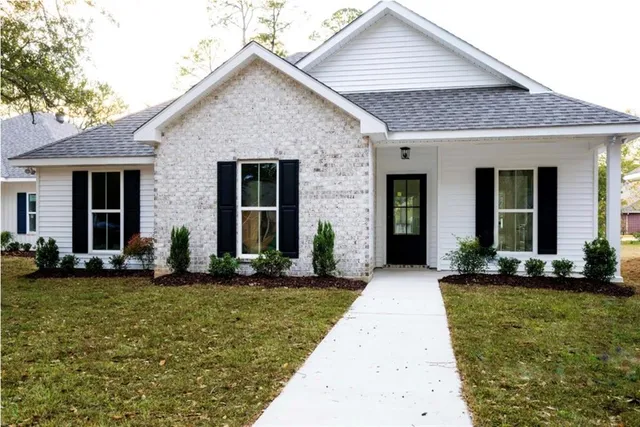 $235,000 | 4122 Dauphine Street, Slidell, LA 70458