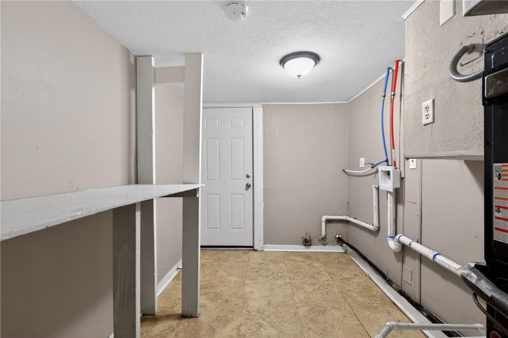 8318 Pershing Road Raytown, MO 64138 - Photo 30 of 30