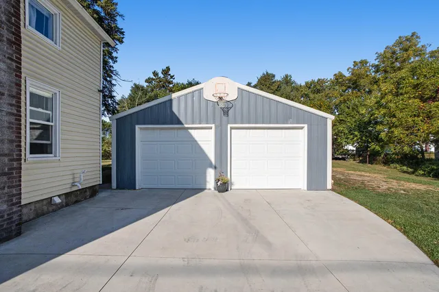 $250,000 | 203 Martindale Street Northwest, Sparta, MI 49345