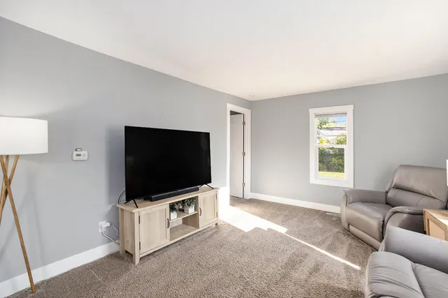 $250,000 | 203 Martindale Street Northwest, Sparta, MI 49345