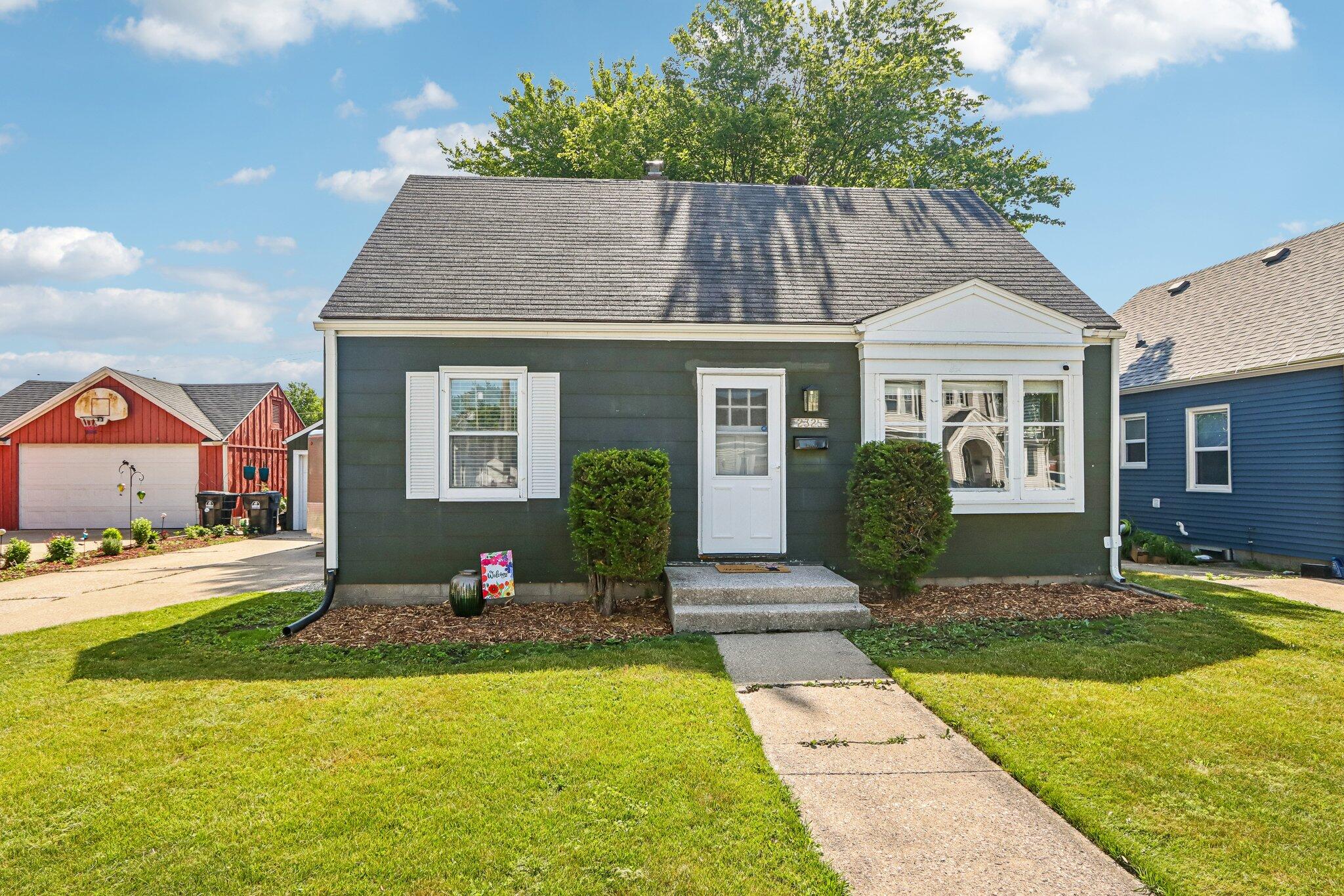 2325 Coolidge Avenue Racine, WI 53403 - Photo 1 of 48 1-web-or-mls-Coolidge Ave-S1106-001