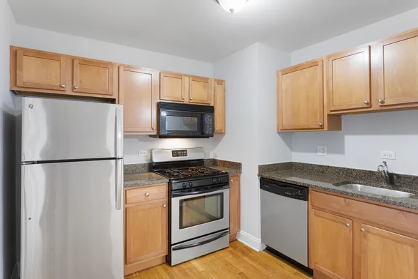 $1,846 | 7616 North Marshfield Avenue, Unit 502, Chicago, IL 60626