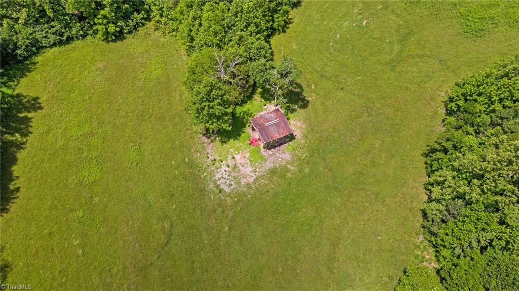 64 Thomas Farm Road King, NC 27021 - Photo 6 of 13
