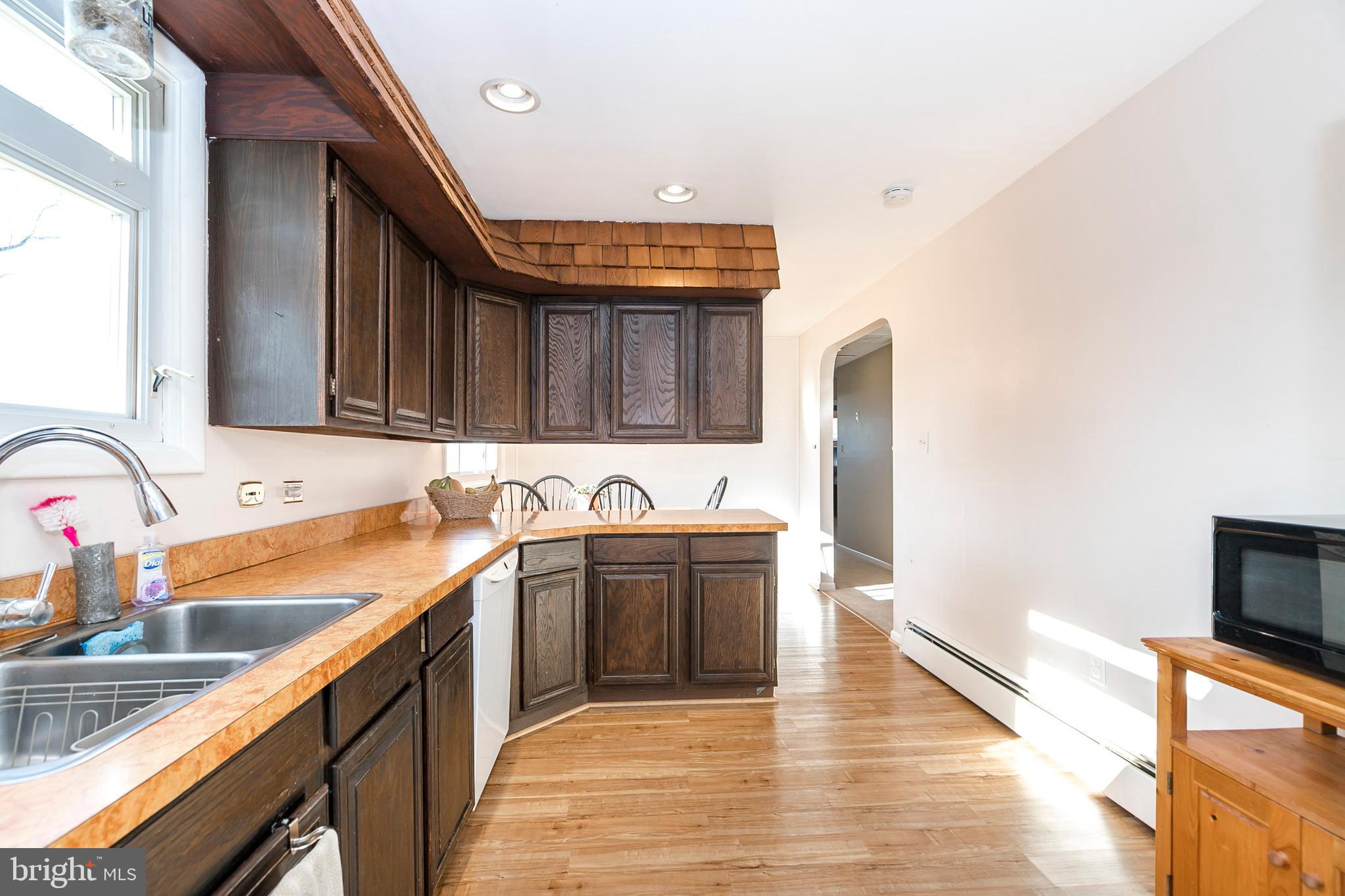 90 Moser Road Pottstown, PA 19464 - Photo 9 of 26 Kitchen