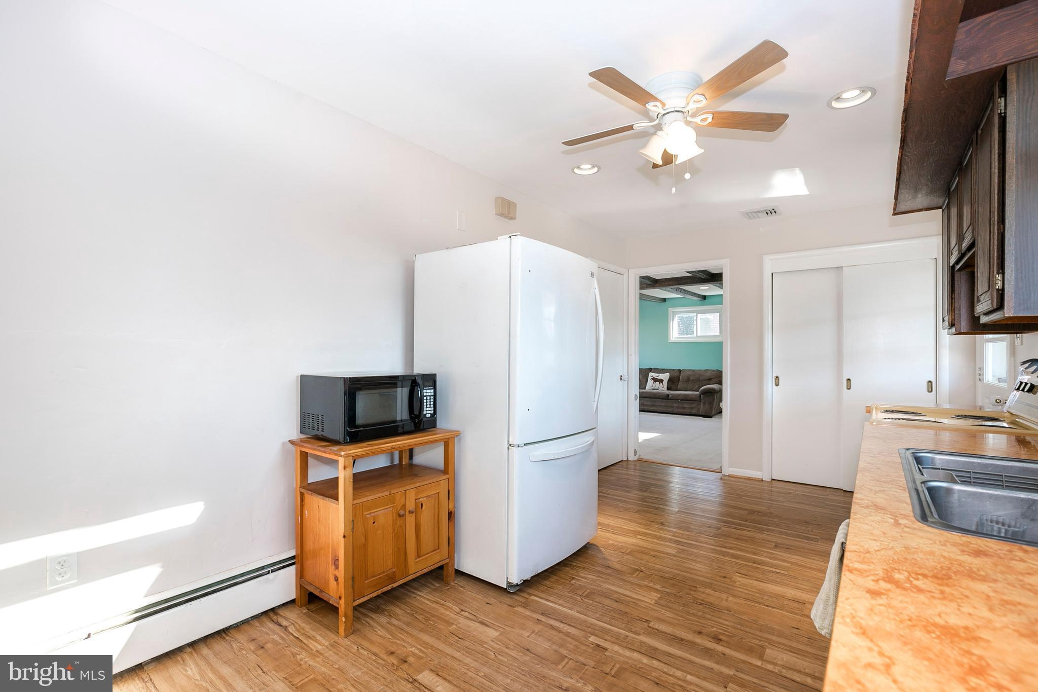 90 Moser Road Pottstown, PA 19464 - Photo 10 of 26 Kitchen