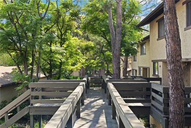 $750,000 | 1054 Seco Street, Unit 205, Pasadena, CA 91103