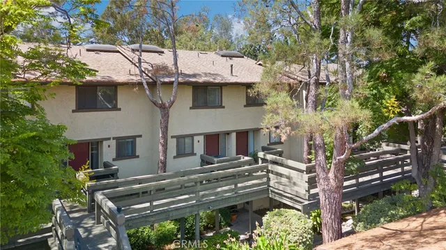 $750,000 | 1054 Seco Street, Unit 205, Pasadena, CA 91103