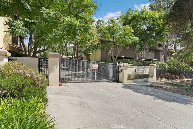 $750,000 | 1054 Seco Street, Unit 205, Pasadena, CA 91103