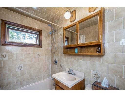 10 Birch Hill Road Worcester, MA 01606 - Photo 11 of 23 Gallery Image 11