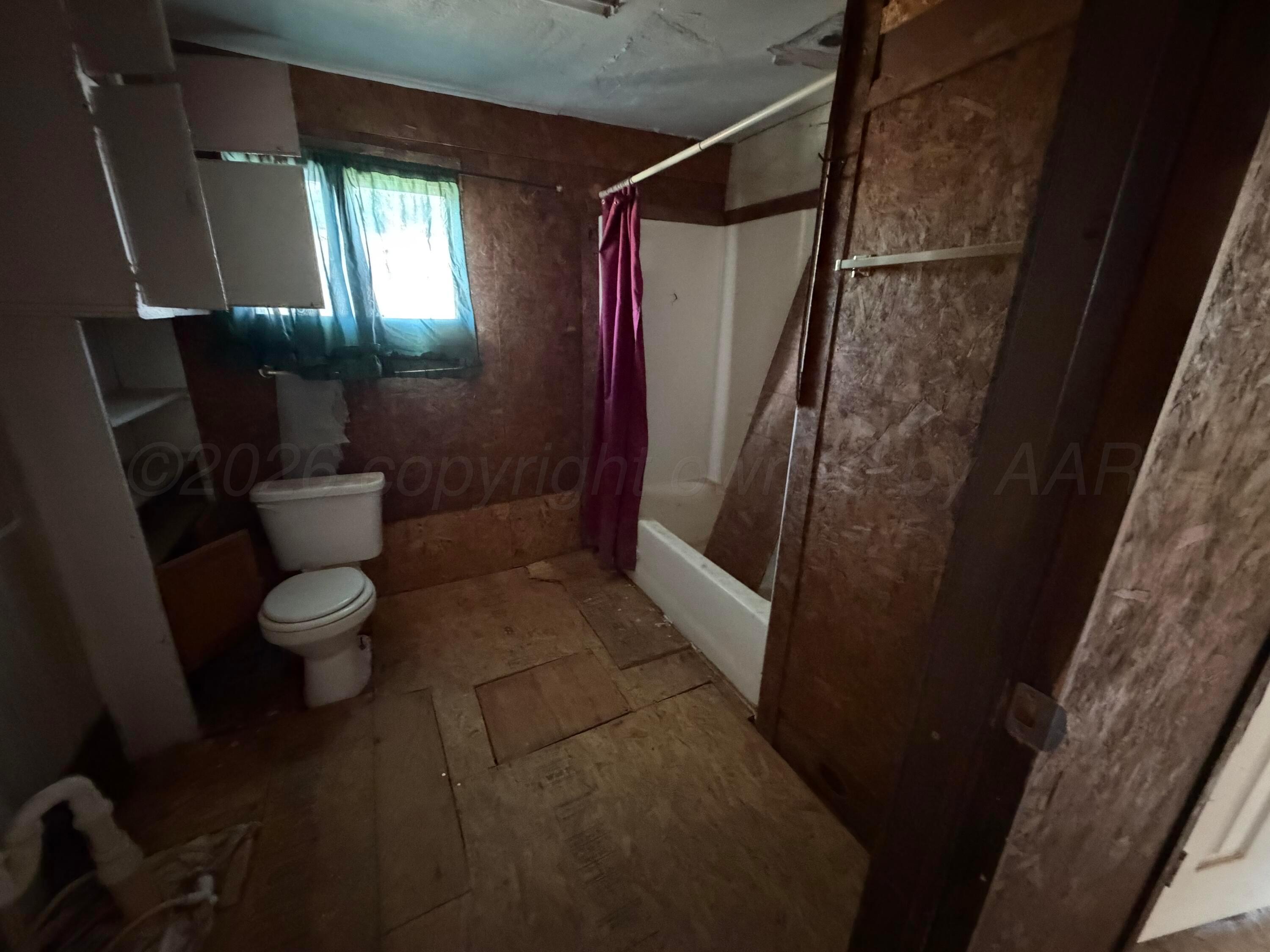 407 Elm Street Fritch, TX 79036 - Photo 12 of 37 407 W Elm St., Fritch, TX