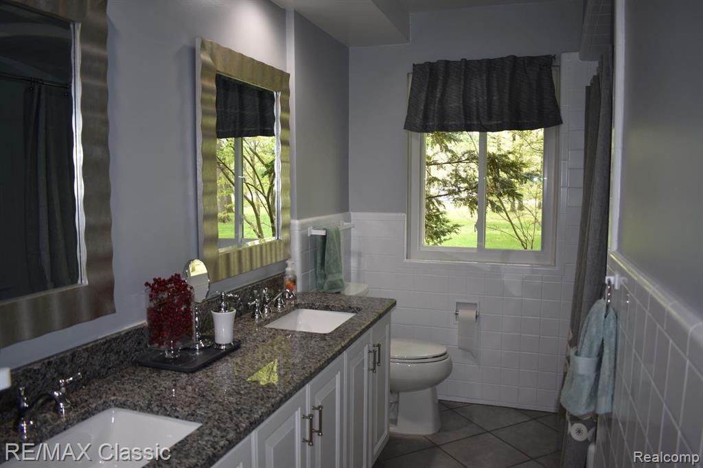 31974 Lahser Road Beverly Hills, MI 48025 - Photo 25 of 40