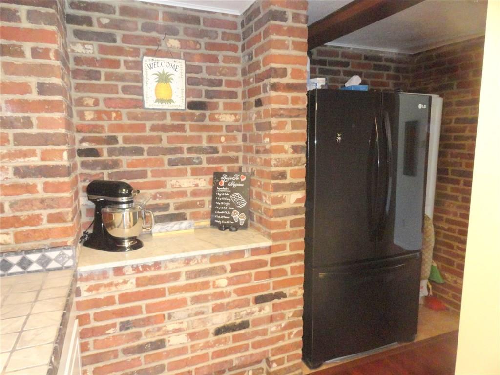 734 Field Club Road Pittsburgh, PA 15238 - Photo 16 of 25 Gallery Image 16