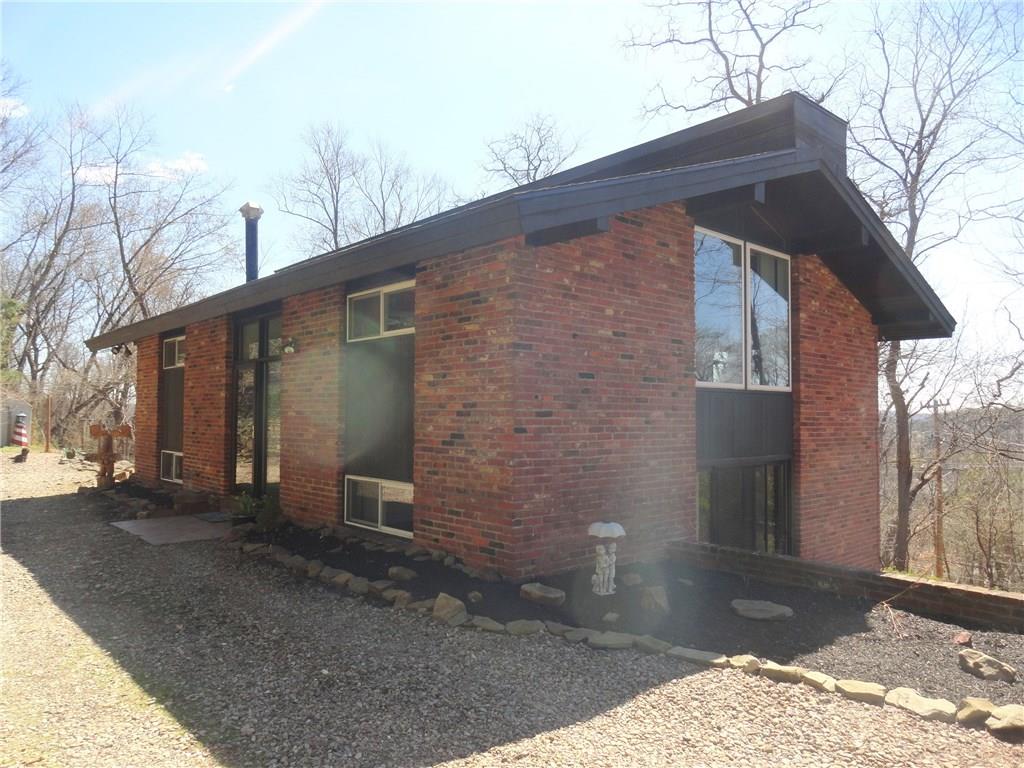 734 Field Club Road Pittsburgh, PA 15238 - Photo 4 of 25 Gallery Image 4