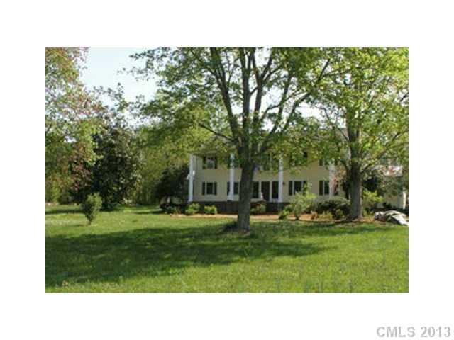 413 Smith Road Mount Holly, NC 28120 - Photo 1 of 3 Gallery Image 1