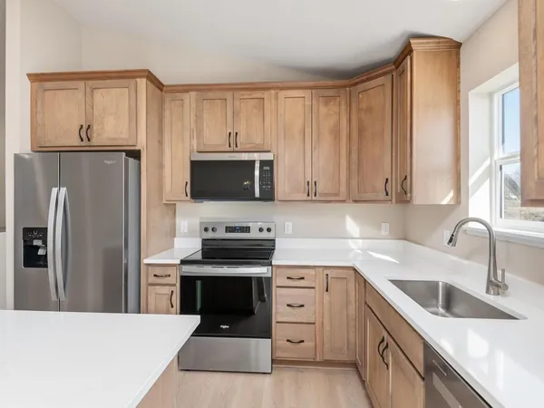 $429,900 | 418 Prairie View Drive, Cologne, MN 55322