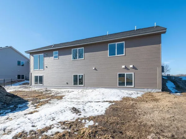 $429,900 | 418 Prairie View Drive, Cologne, MN 55322