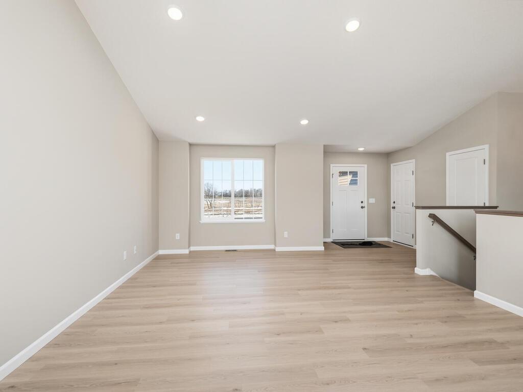 418 Prairie View Drive Cologne, MN 55322 - Photo 10 of 35