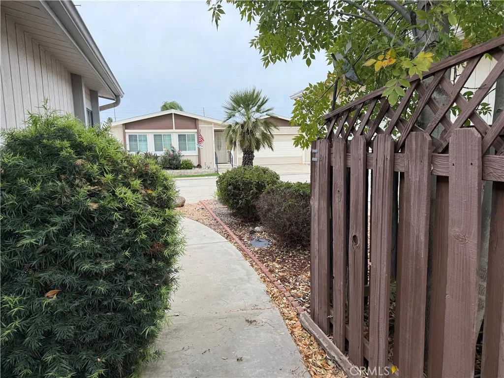 27250 Murrieta Road, Unit 51 Menifee, CA 92586 - Photo 7 of 43
