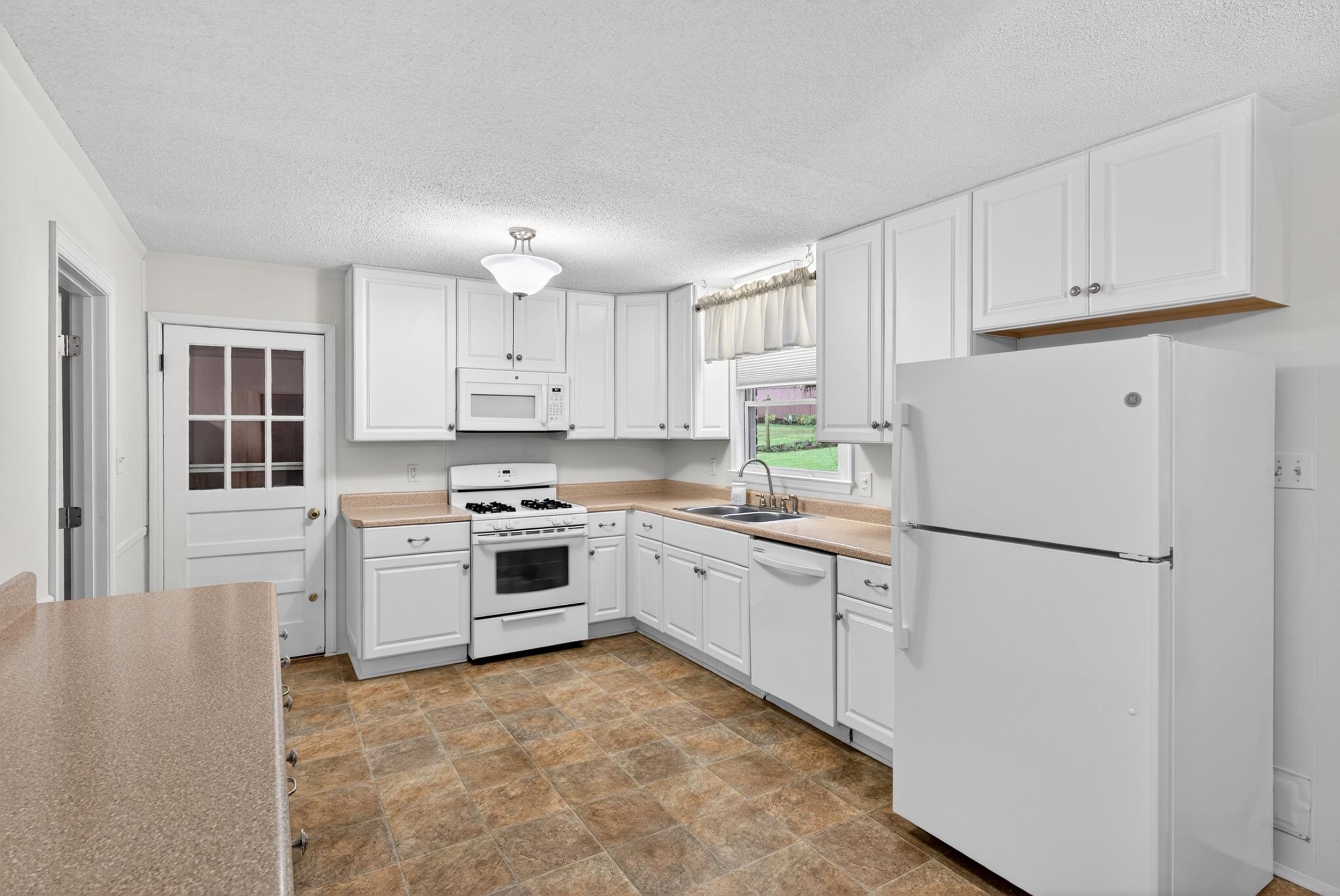 549 Barnwell Road Spartanburg, SC 29303 - Photo 14 of 36