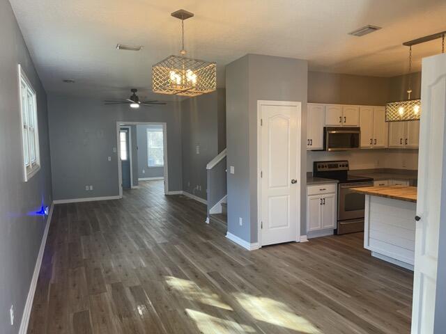 126 Dolphin Road, Unit 1 Mary Esther, FL 32569 - Photo 6 of 26 IMG_8615 Medium