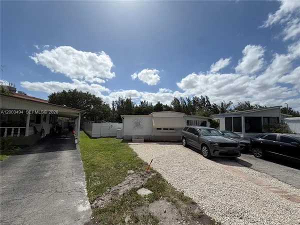 $180,000 | 5871 Southwest 29th Avenue, Fort Lauderdale, FL 33312