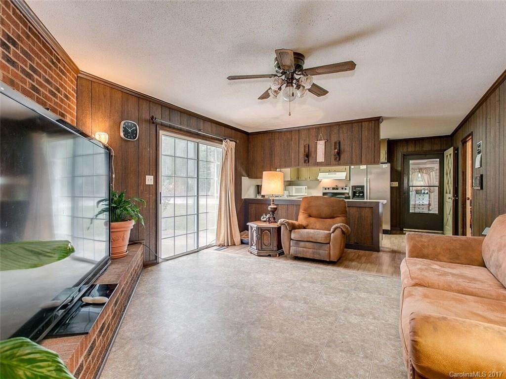 2611 Greenleaf Road Clover, SC 29710 - Photo 9 of 24