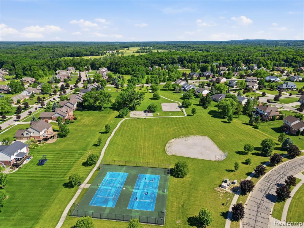 9095 Rotondo Drive Howell, MI 48855 - Photo 42 of 44