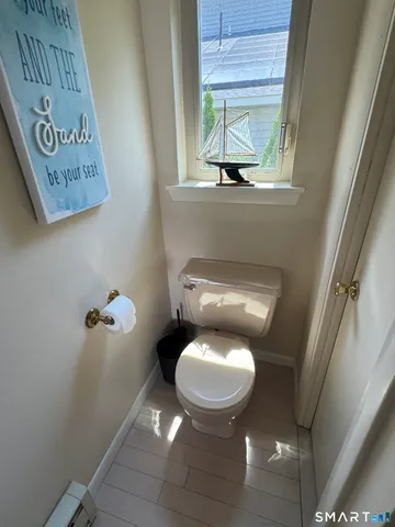 $2,495 | 7 Clearwater Lane, Unit 7, East Hampton, CT 06424