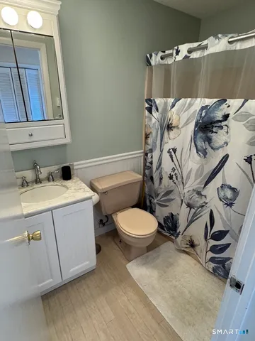 $2,495 | 7 Clearwater Lane, Unit 7, East Hampton, CT 06424