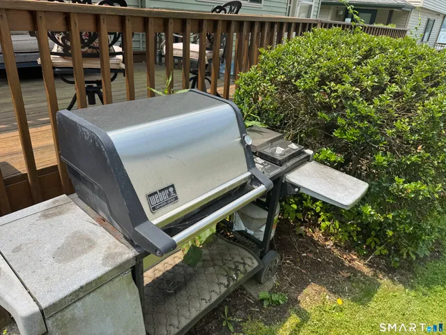 $2,495 | 7 Clearwater Lane, Unit 7, East Hampton, CT 06424