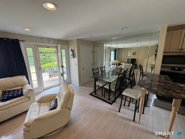$2,495 | 7 Clearwater Lane, Unit 7, East Hampton, CT 06424